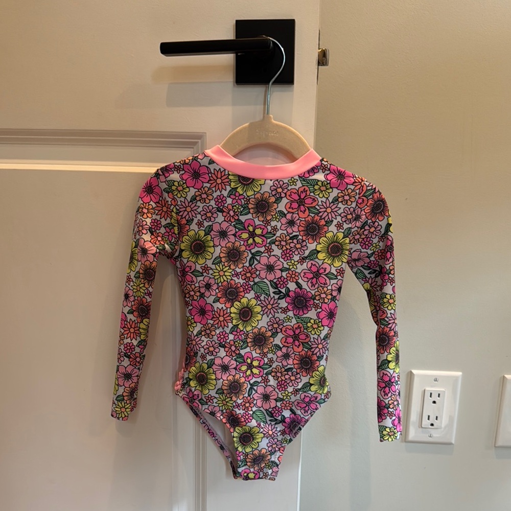 Girls' Long-Sleeve Floral Rashguard Swimsuit - Pink Floral